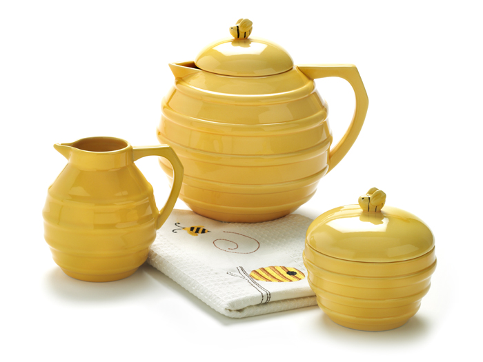 63067_beehive_creamer